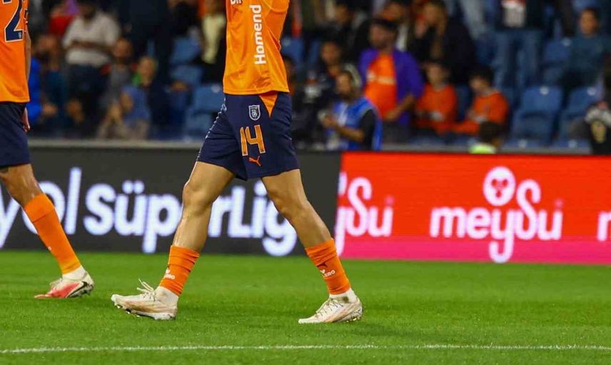Eldor Shomurodov'un çift golü Başakşehir'e farklı galibiyet getirdi