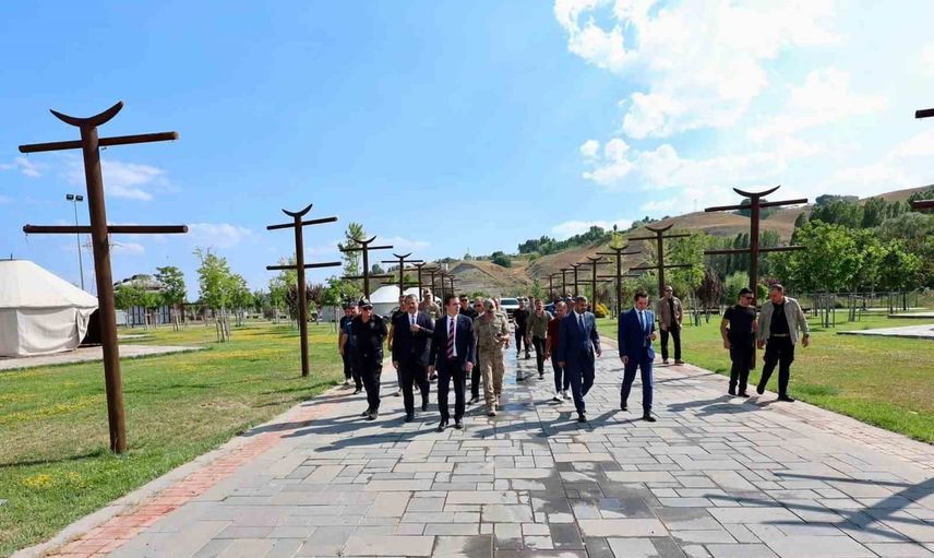 Ahlat 1071 Malazgirt zaferinin 955. yılı etkinliklerine son hazırlıkları yapıyor