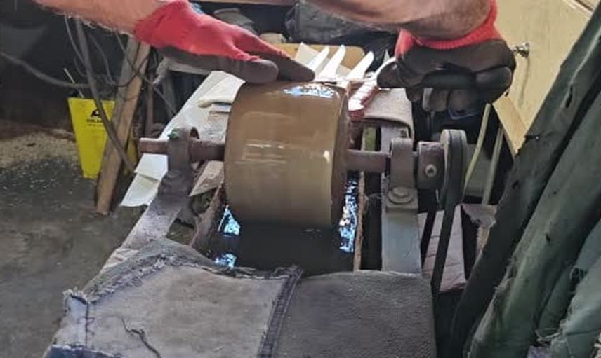 Devrek'in son demir ustası mesleğini tek başına yaşatmaya çalışıyor