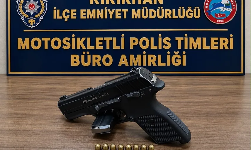 Kırıkhan'da motosiklette ruhsatsız tabanca ele geçirildi, şüpheli tutuklandı