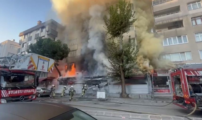 Kartal'da sabah çıkan market yangını iş yeri kullanılamaz hale getirdi