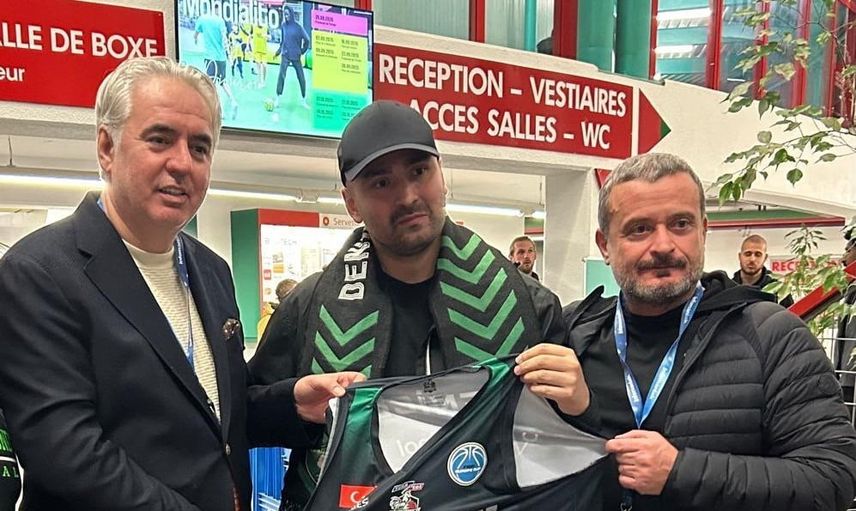 Y. Denizli Basket Ankara'da çıkış arıyor