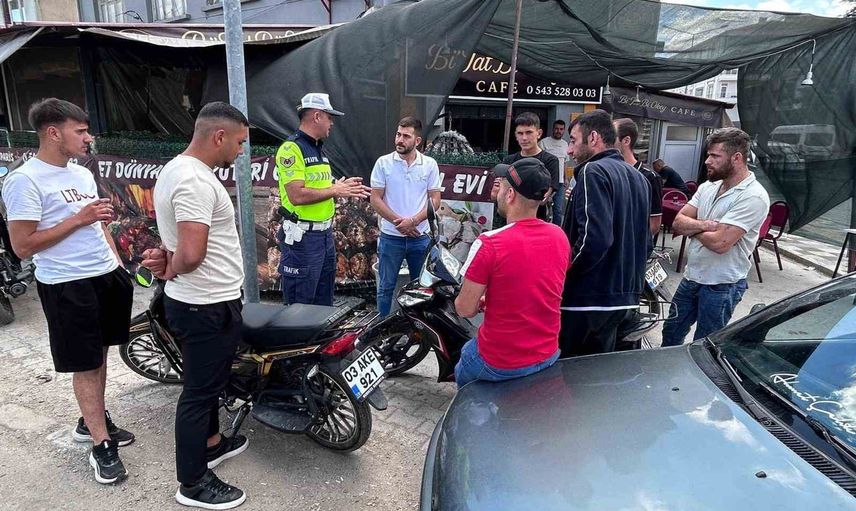 Jandarma altı ilçede 1.719 vatandaşa trafik güvenliği eğitimi verdi