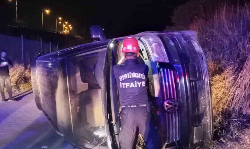 Aydın Efeler'de hızla müdahale: devrilen ticari araçtan sıkışan sürücü kurtarıldı