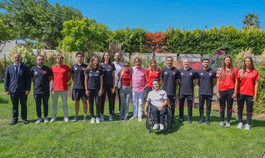 Göztepe'nin olimpik elçileri Mehmet Sepil'le deneyimlerini paylaştı