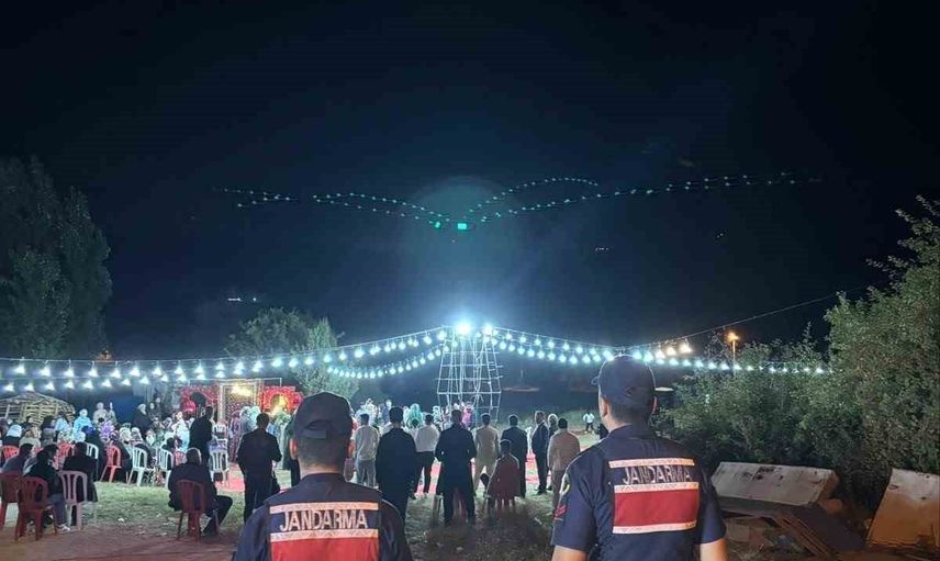 Jandarmadan Bozüyük'te kına gecelerinde silah kullanımına yönelik uyarı