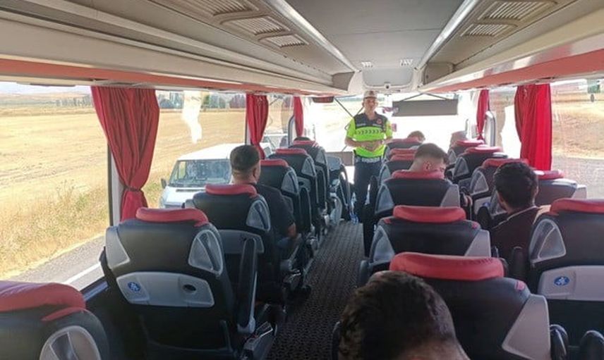 Malazgirt'te otobüs ve şoförlere kapsamlı trafik denetimi