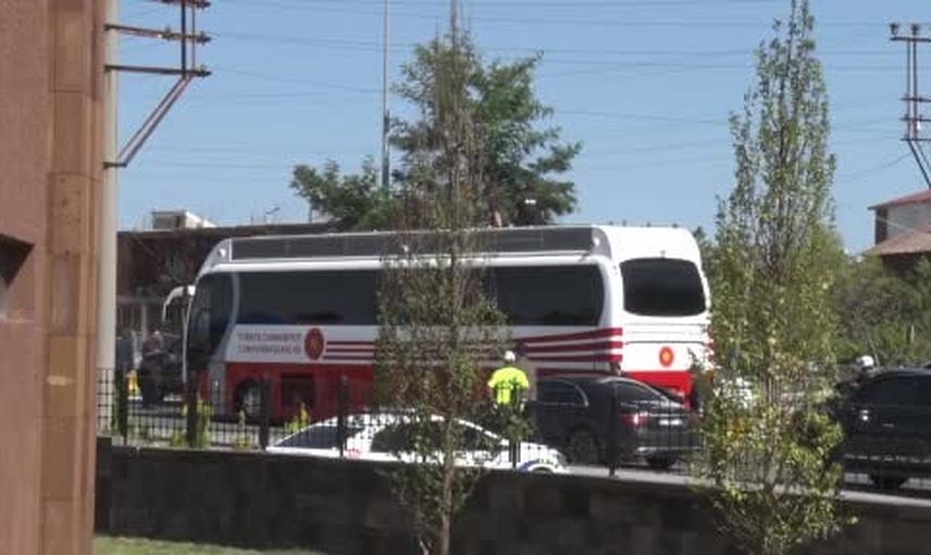 Cumhurbaşkanı Erdoğan ve Bahçeli anma için Ahlat Selçuklu Kabristanı'nda