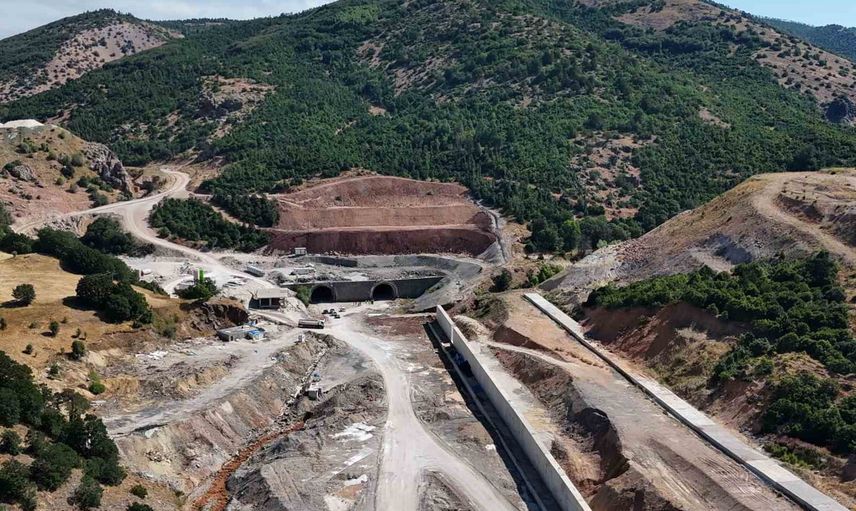 Geminbeli tüneli yine sonbahara kaldı: 13 yıllık inşaat sürüyor