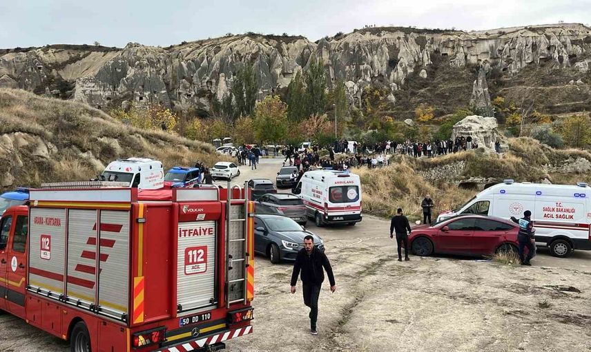 Kapadokya'da peribacasının çöküşü: ekipler kurtarma çalışmalarını sürdürüyor