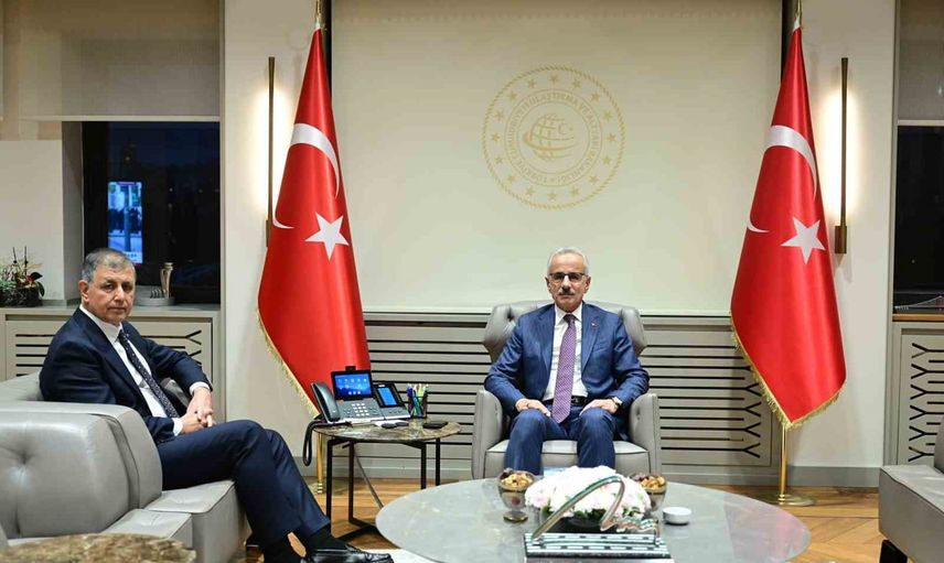 Bakanlık ile İzmir ulaşım ve altyapıda koordinasyonu masaya yatırdı