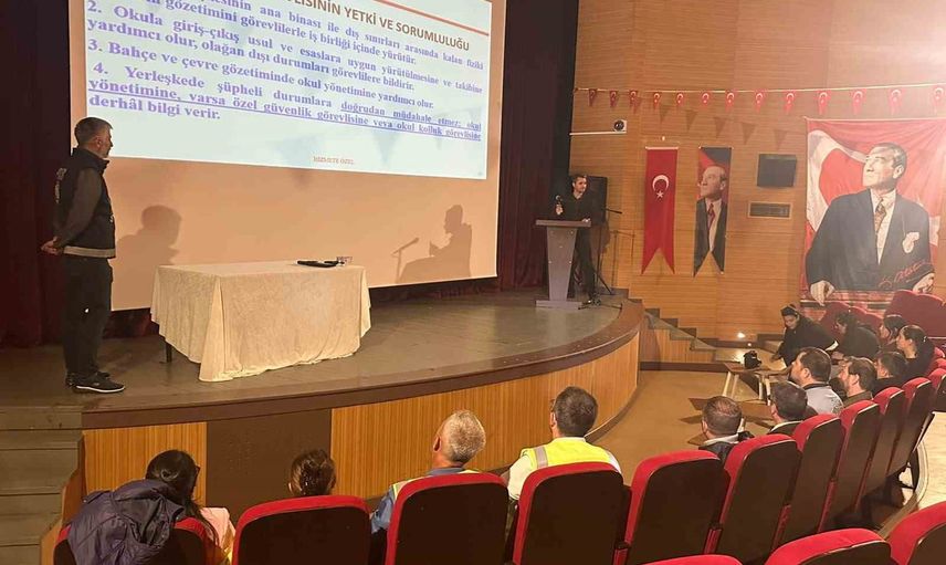 Muratlı'da bahçe görevlilerine müdahaleden çok bildirim odaklı güvenlik eğitimi