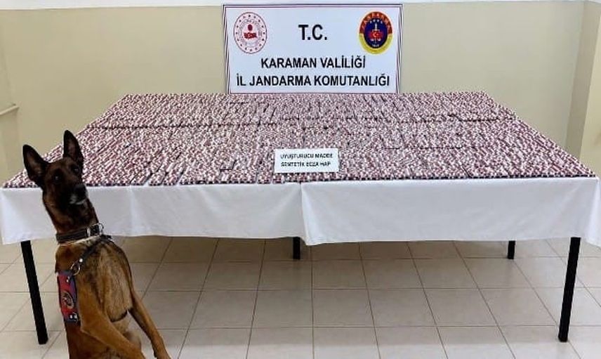 Karaman'da jandarma uygulaması sonucu 20 bin hap ele geçirildi, 7 kişi tutuklandı