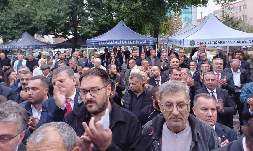 Salihli ticaret odasında dengeyi değiştiren sonuç: beyaz liste 13 komitede öne çıktı