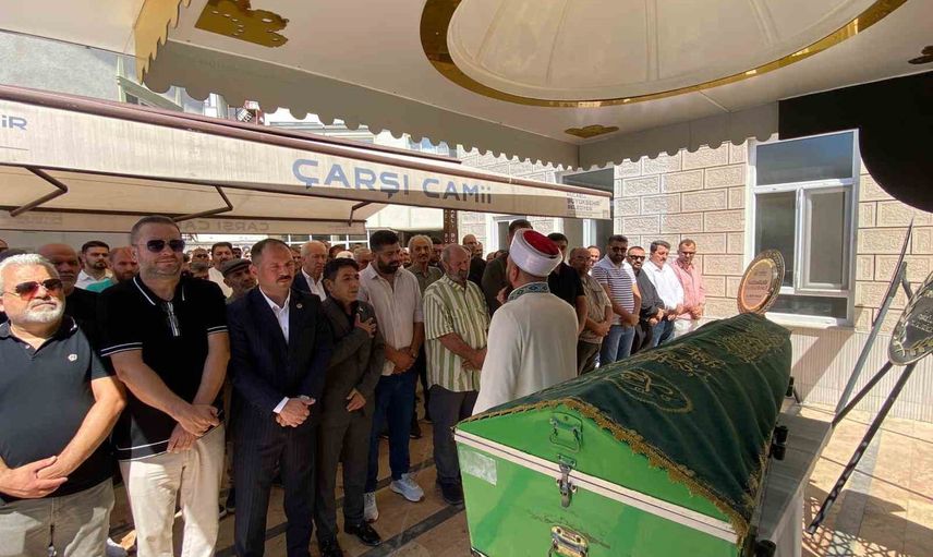 Kocaeli basını Ali Çınar'a son görevini verdi