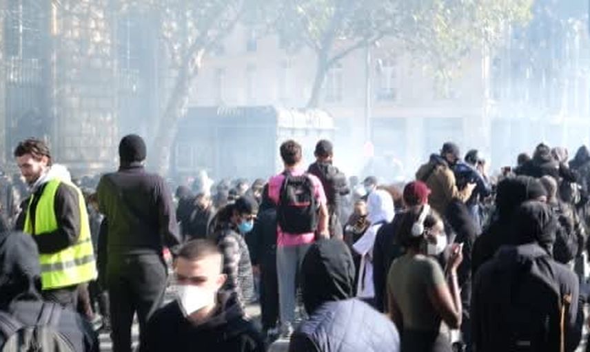 Paris'te kent yaşamı aniden çatışma gölgesine girdi