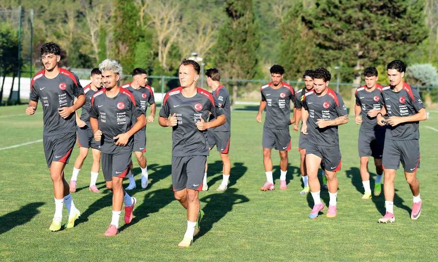U20 milli takımı Riva kampıyla Taranto hedeflerine ilk adımı attı