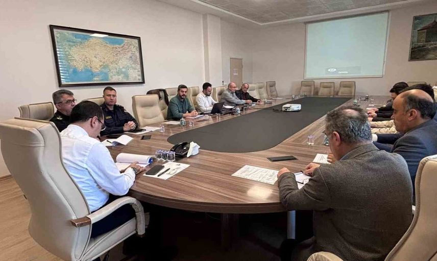 Ligler başlarken tavşanlı’da stadyum ve semt sahalarında güvenlik kararı alındı