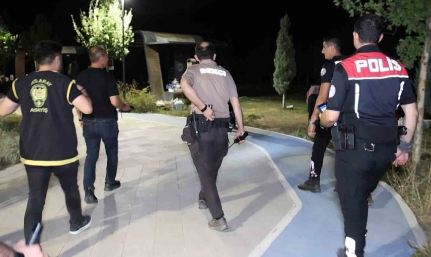 Aksaray’da park ve bahçelerde yoğun güvenlik denetimi