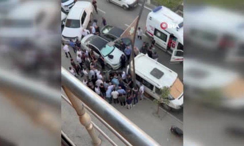 Yüksekova'da caddede fenalaşma halk ve sağlık ekiplerini kenetledi