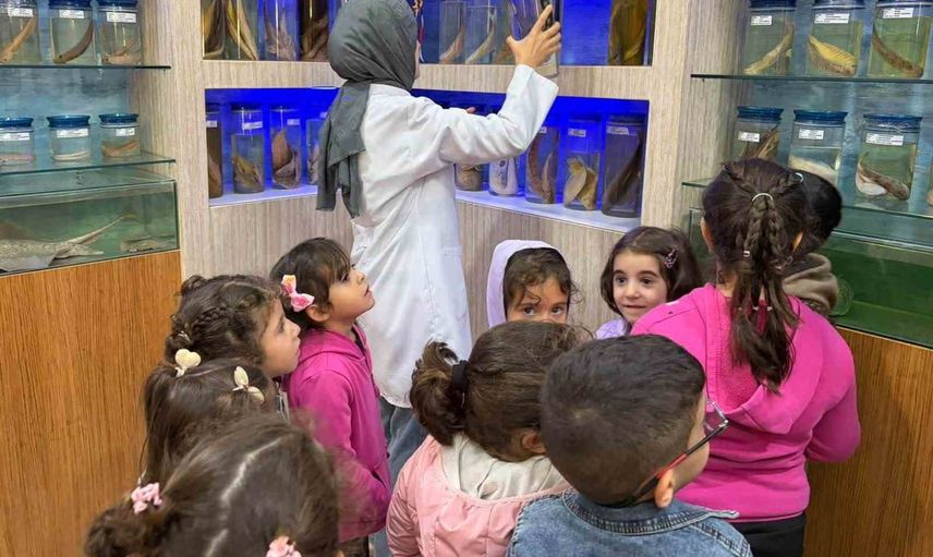 Minik ziyaretçiler sualtı dünyasını keşfetti