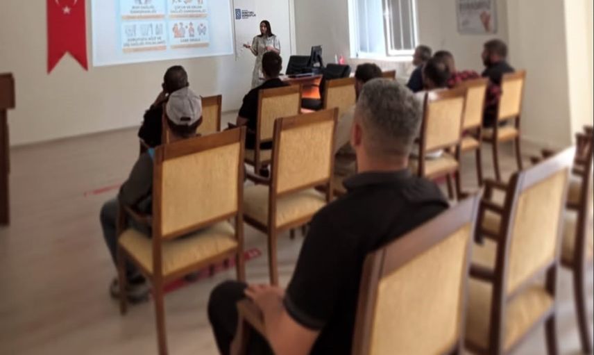 Toplumsal rehberlik vurgusu: Bayburt DSM'de sigara ve madde bağımlılığı semineri