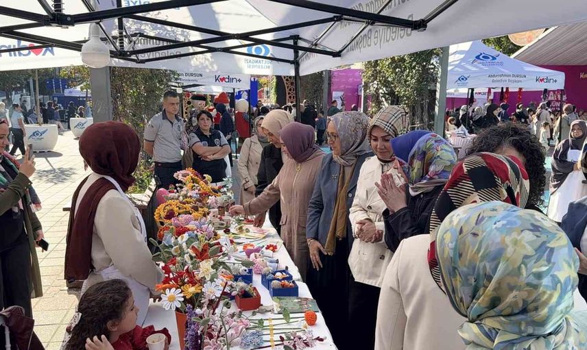 Sultangazi'de emeğin sultanları: kadın üretimi iki gün Sanat Sokağı'nda