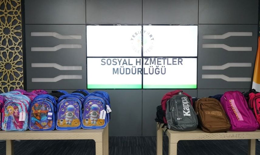 Yeşilyurt'tan eğitim yılına destek: ihtiyaç sahibi öğrencilere kırtasiye paketleri