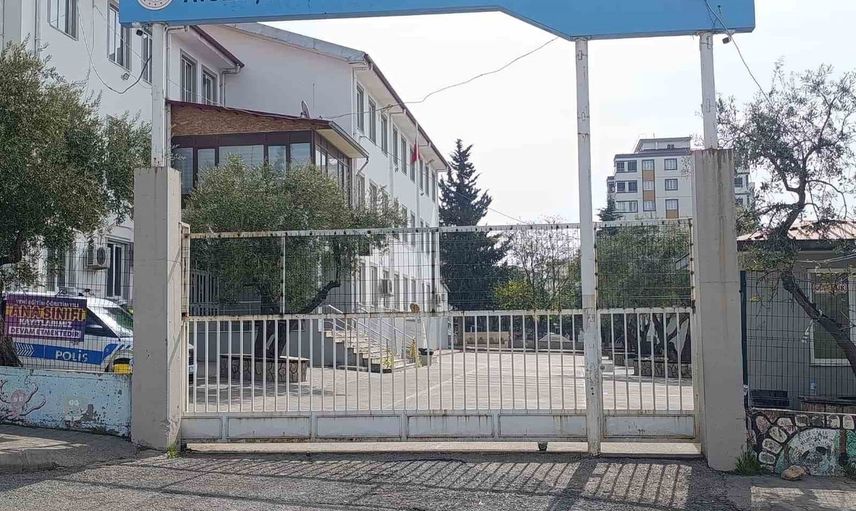 Anne duruşmada: oğlumu yüzündeki siyah noktalar için güzellik merkezine götürdüm