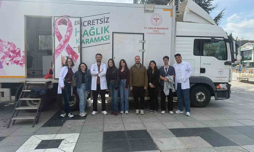 düzce anıtpark’ta kadınlara ücretsiz kanser taraması yapıldı
