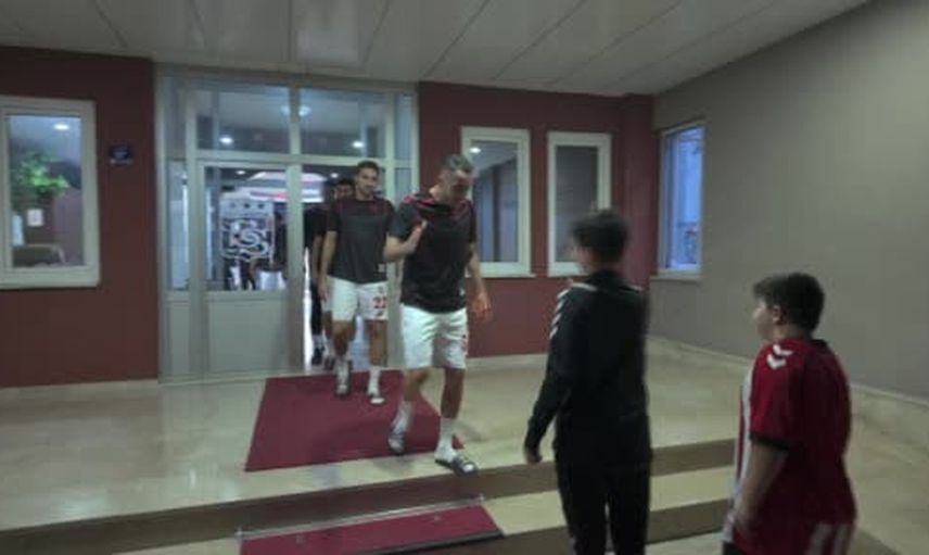 Sivasspor'un genç oyuncusu Burak Şahin taburcu edildi