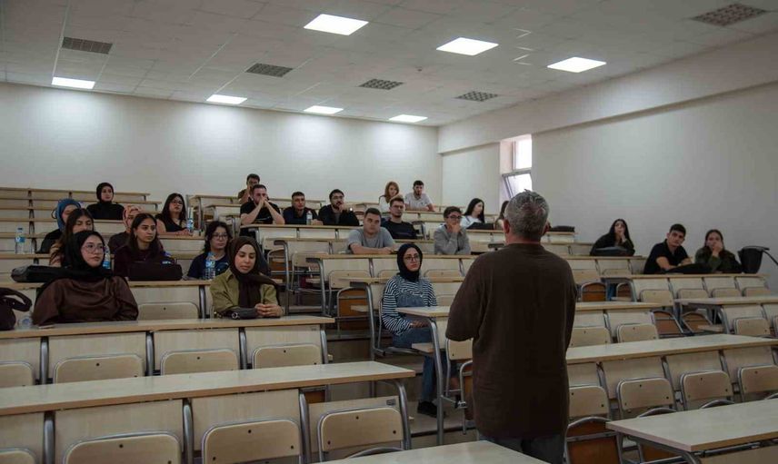 Ondokuz Mayıs Üniversitesi kampüsleri 48 bin 129 öğrencinin gelişiyle canlandı