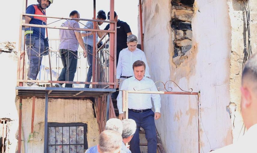 Vali Aydoğdu Kışlacık'taki yangının izlerinin hızla silineceğini açıkladı