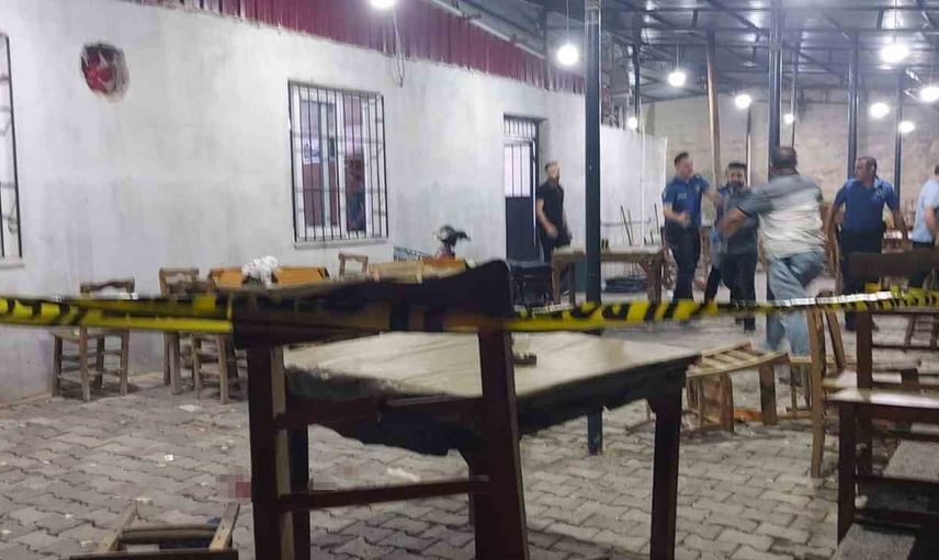 Kahvehaneye silahlı saldırı: Tarsus'ta 1 kişi hayatını kaybetti, şüpheli aranıyor