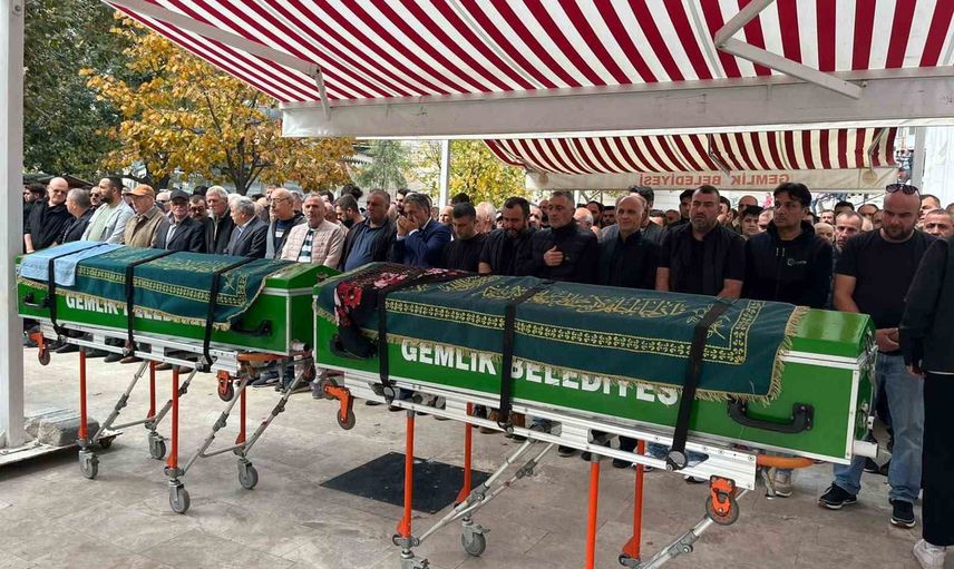 Gemlik’te sessizlik: evlerinde ölü bulunan Kara çifti toprağa verildi