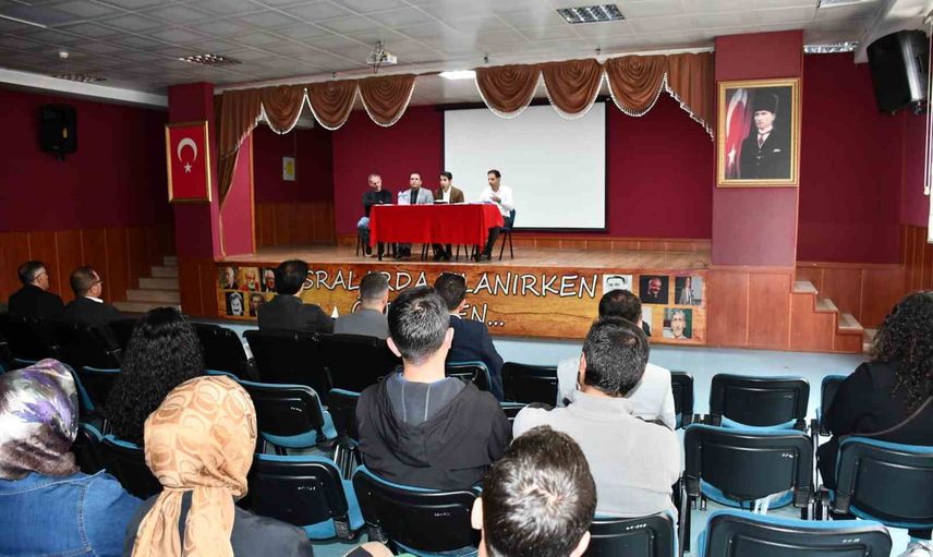 Okul müdürleri Sarıkamış'ta güvenlik önlemlerini önceliklendirdi