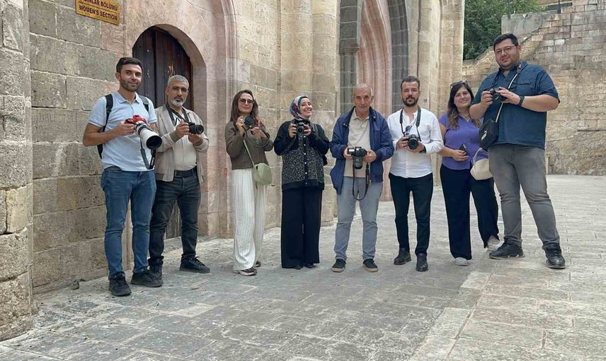 Eski cezaevi, kilise ve cami: kursiyerler Fırfırlı Camisi'ni fotoğrafladı