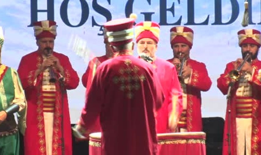 Sincan'da Türk dünyası coşkusu: Azerin, Mehteran ve Orhun Kitabeleri Anıtı halkla buluştu