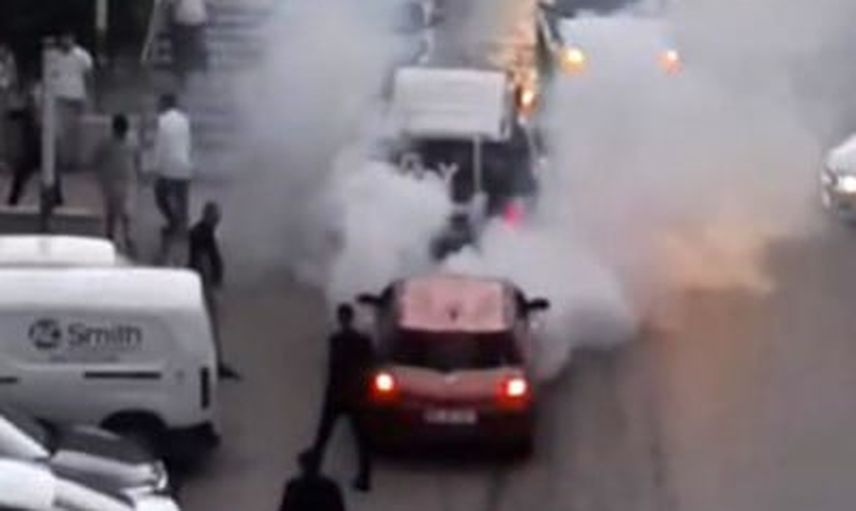 Trafiği dumanla bloke eden patinaj yapan sürücüye idari ceza