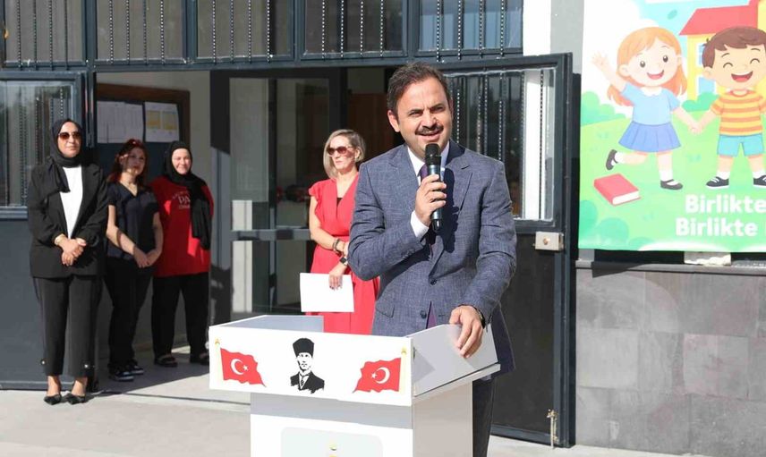 Kocasinan'da ilk ders zili: nesilleri büyük ve güçlü Türkiye için yetiştirmek