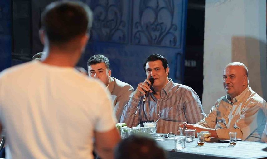 Umut Yılmaz kızıkkarasakal'da gençlerin söz sahibi olacağı projeleri anlattı