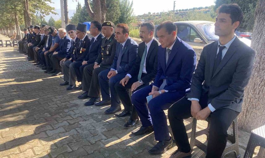Gazilerin hatırası Alaşehir'de saygıyla yad edildi