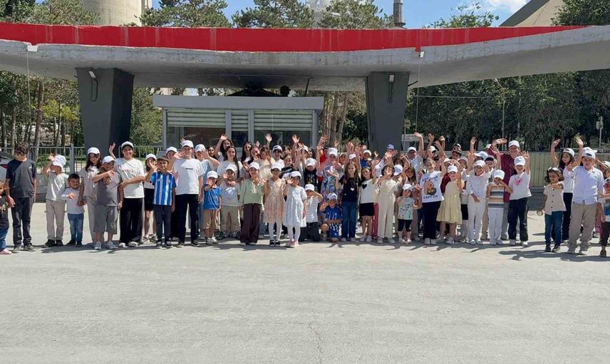 Aşkale Çimento tesislerinde çocuklara fabrika günü ve güvenlik eğitimi