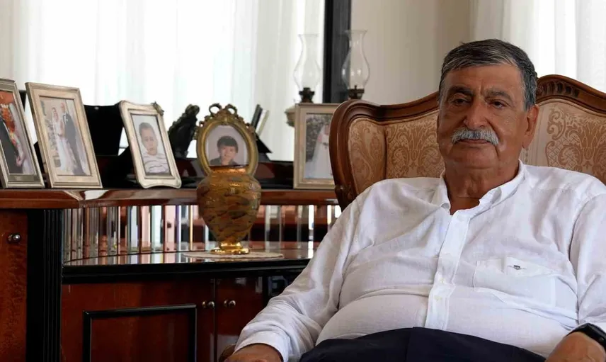 Hatay’da yeniden evine kavuşan depremzede Artun’un sevinci bakanın paylaştığı görüntülerde
