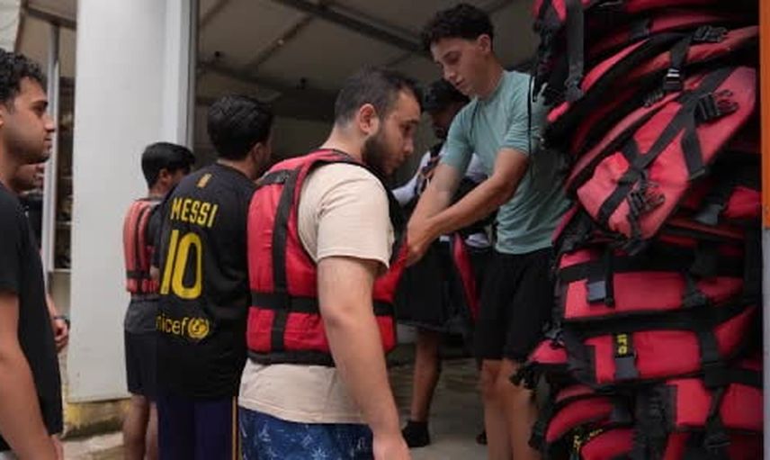 Melen çayı'nda gençlik coşkusu: raftingle yaz mesaisi