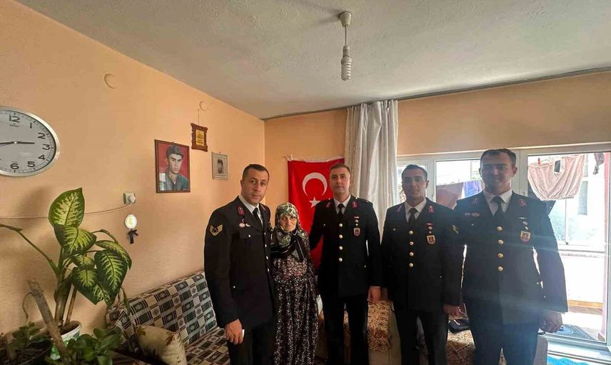 Vefa ziyaretiyle şehit Ekrem Pehlivan’ın ailesine destek sunuldu