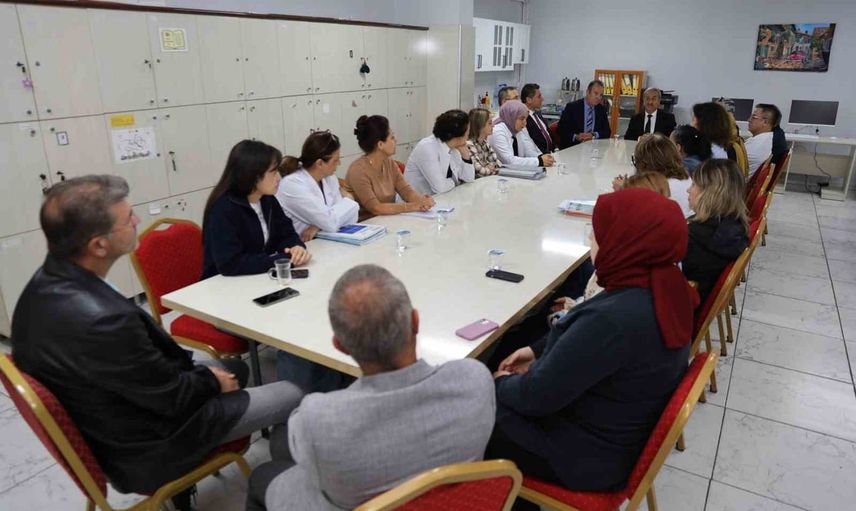 Karabük'te öğretmen odası buluşmalarıyla eğitimde birlik ve güvene odaklanma