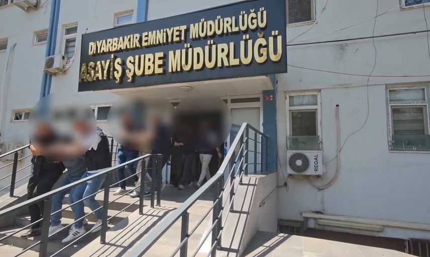 Diyarbakır'da diş kliniğine yönelik saldırıda 3 şüpheli tutuklandı