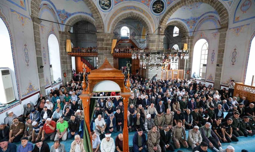 Samsun'da birlik ve minnet: gaziler günü mevlidi büyük camide okundu