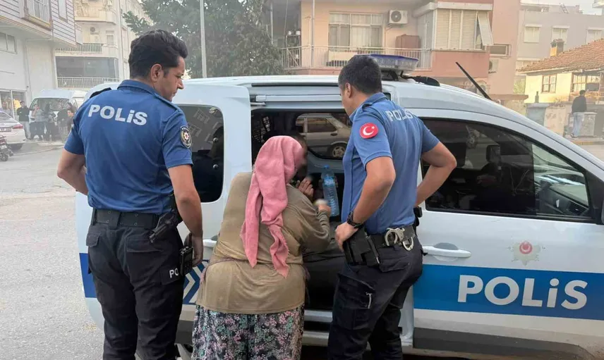 Kiracı alevlere meydan okudu: balkondaki kedi kurtarıldı